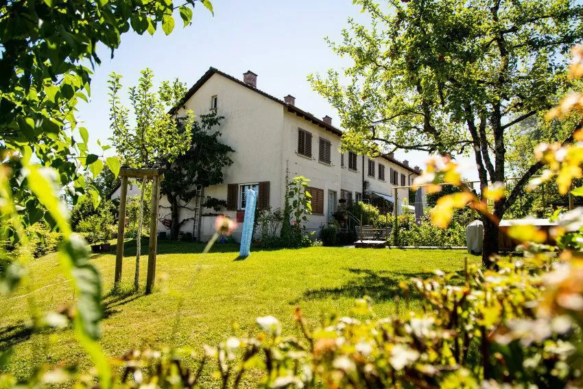Reihen-Einfamilienhaus mit Garten in der FGZ-Siedlung Bernhard-Jäggi-Weg (Etappe 14)